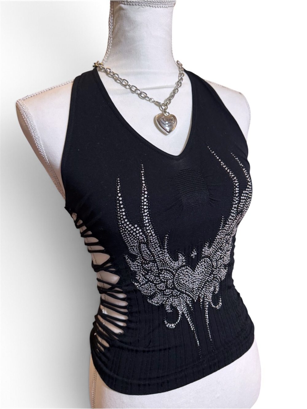 ANGEL WINGS Y2K VINTAGE DISTRESSED HALTER TOP RHINESTONE HEART 🖤⚔️